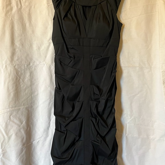 Dress worn once - Picture 1 of 4